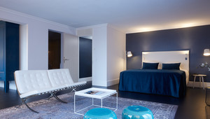 Executive Suite Bleu